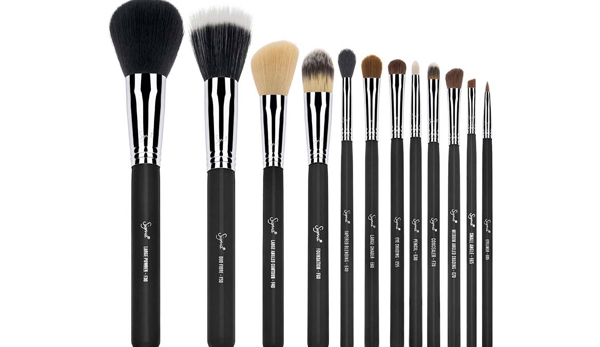 Makeup Brushes Unveiled: The Purpose of Each Brush and How to Clean Them